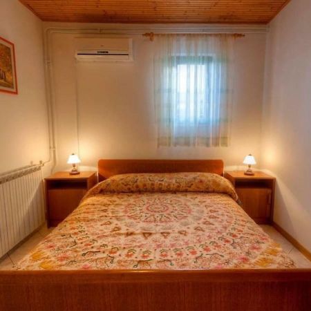 Apartments Grozdanic Fažana エクステリア 写真