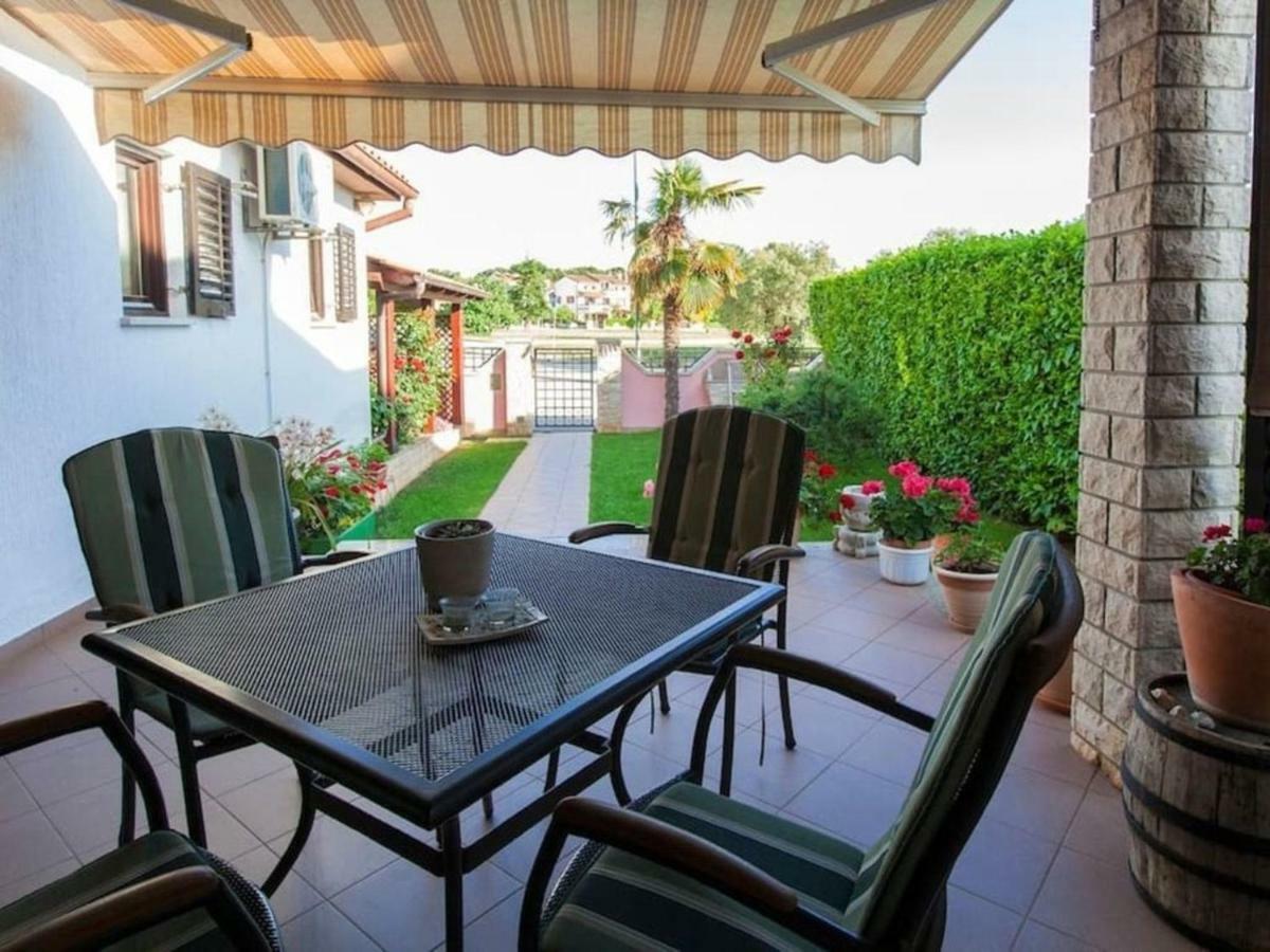 Apartments Grozdanic Fažana エクステリア 写真